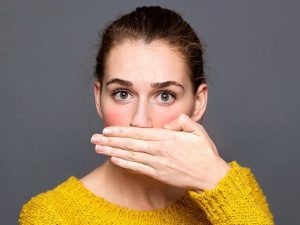 Hôi miệng dạ dày phải làm sao?