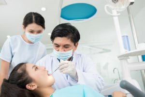Trồng răng sứ mất bao lâu, cần lưu ý gì để răng luôn bền đẹp?